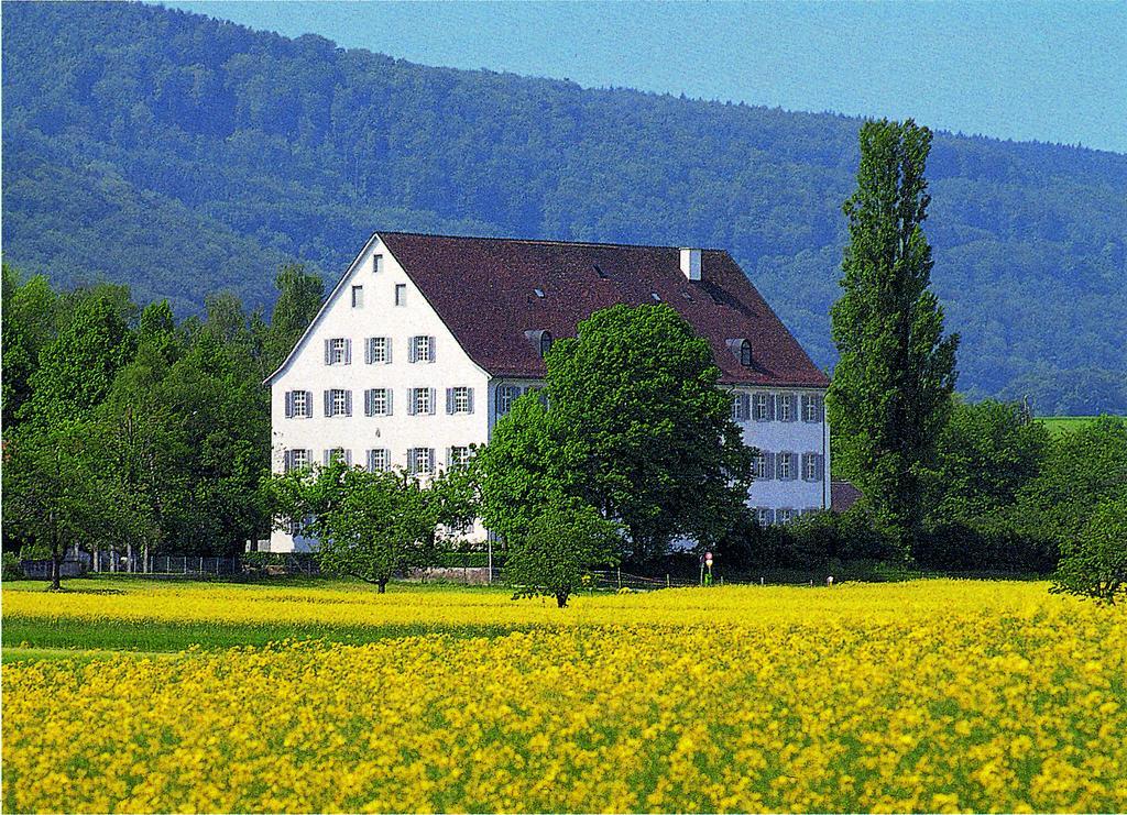 Klosterhotel Kreuz Mariastein Luaran gambar